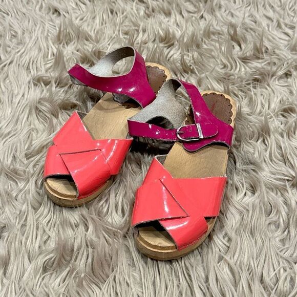 Hanna Andersson wooden sandals size 36 (US 6) - Picture 2 of 8